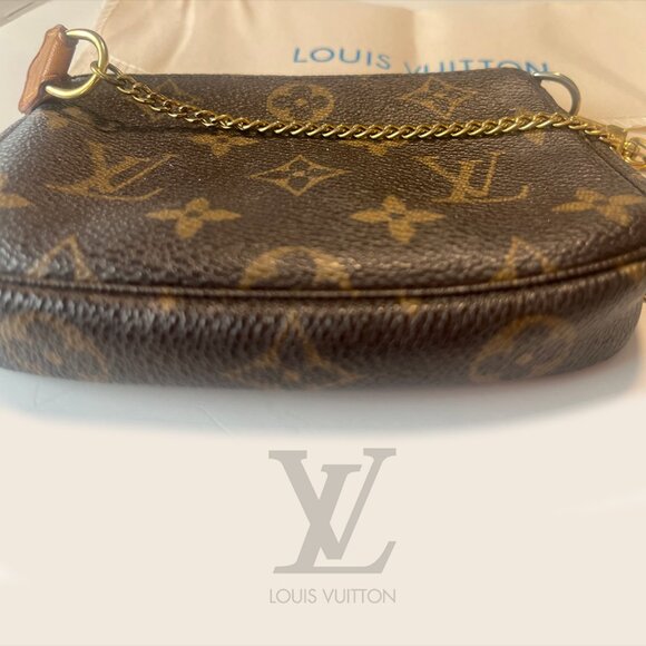 Vintage, Rare Louis Vuitton Monogram Mini Pochette Accessoires, Wristlet - Picture 4 of 8